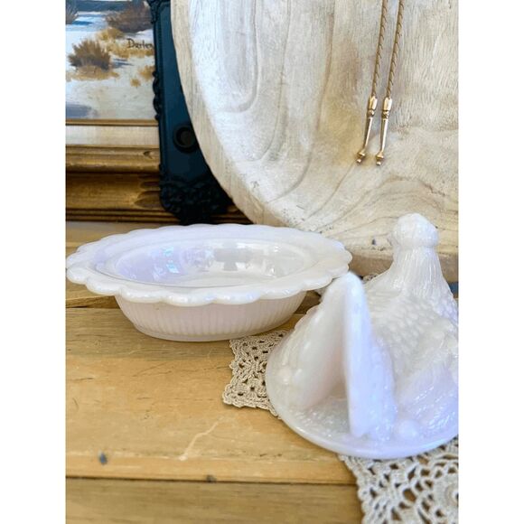 Vintage Mosser Glass Tuscan (Pink) Hen on Nest Dish – USA Made - Picture 2 of 5